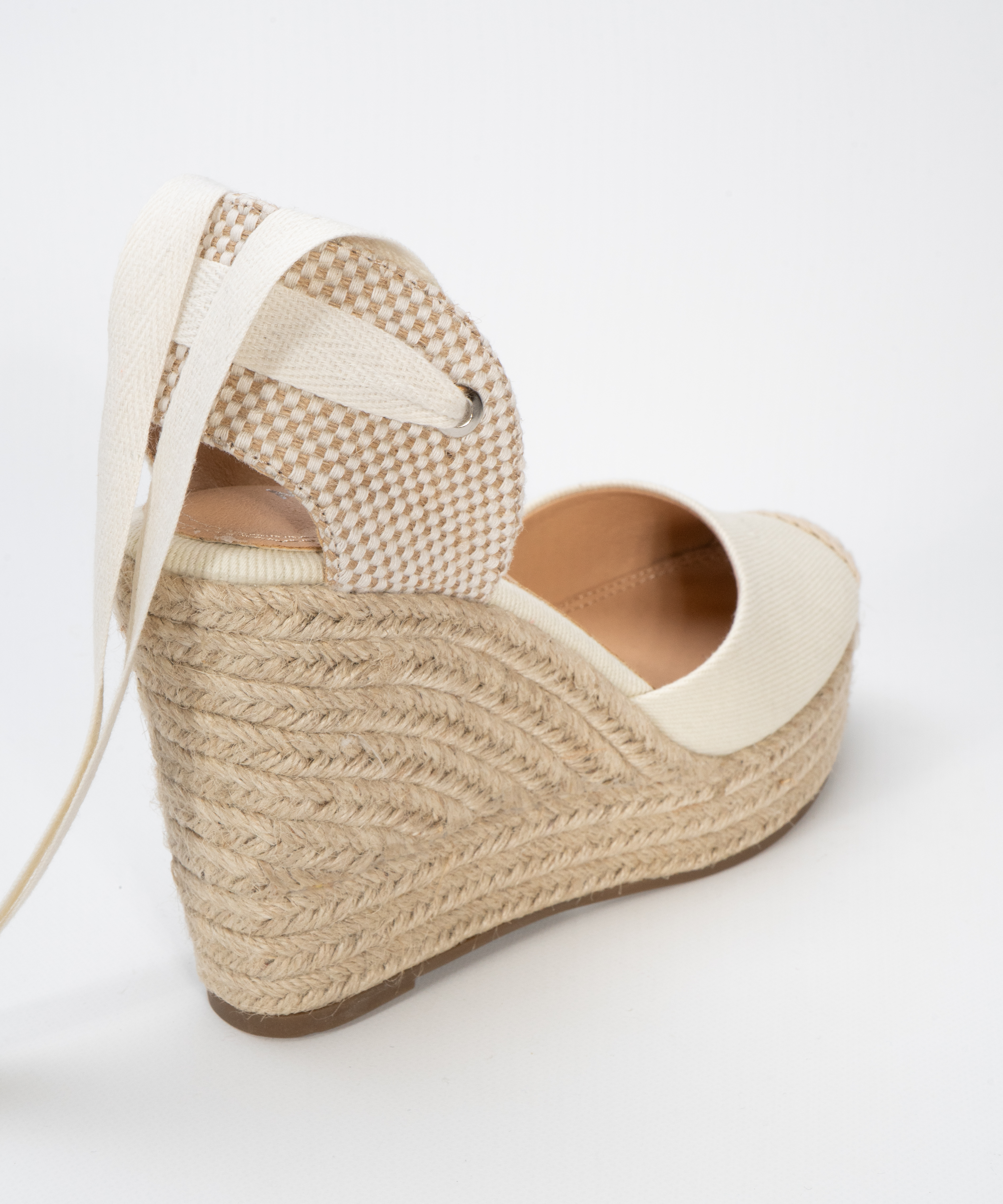 Cu&ntilde;a esparto lazada image number null